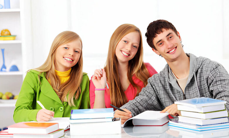 high school scholarships for 8th graders image